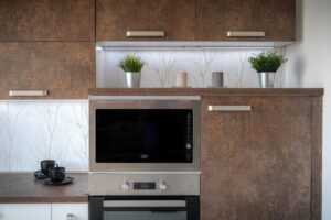 Read more about the article Air Fryer vs. Oven – Which is better?
